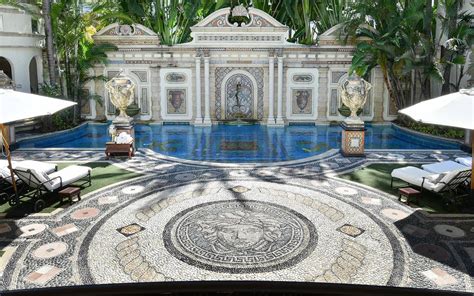 villa versace miami spiaggia|villa casa casuarina miami beach.